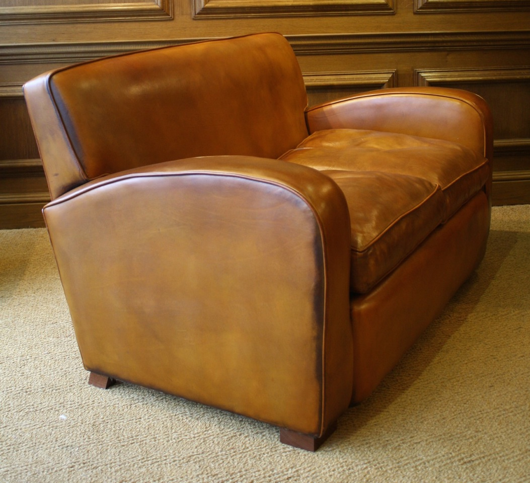 Two Seater Leather Odeon Sofa Club