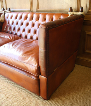 Buttoned Leather Knole Sofa