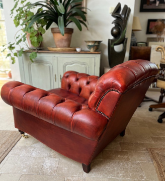 Vintage Red/Oxblood Lansdown Chair