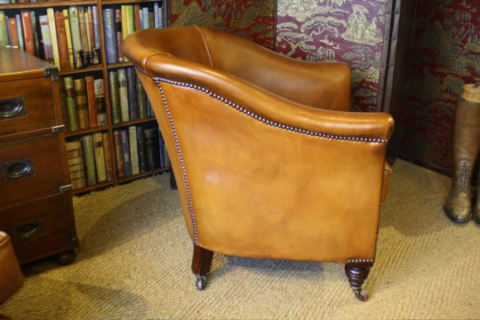 Late Victorian 'Tub' Chair