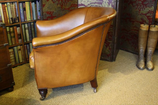 Late Victorian 'Tub' Chair