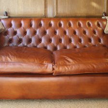 Buttoned Leather Knole Sofa